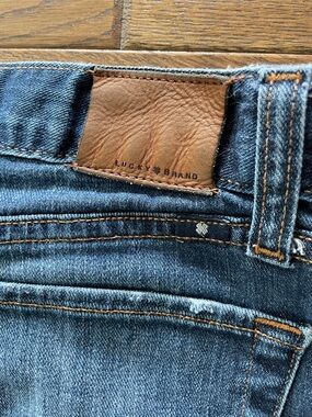 Lucky Brand Men's Dark Blue Slim Denim Jeans with Brown Leather Patch